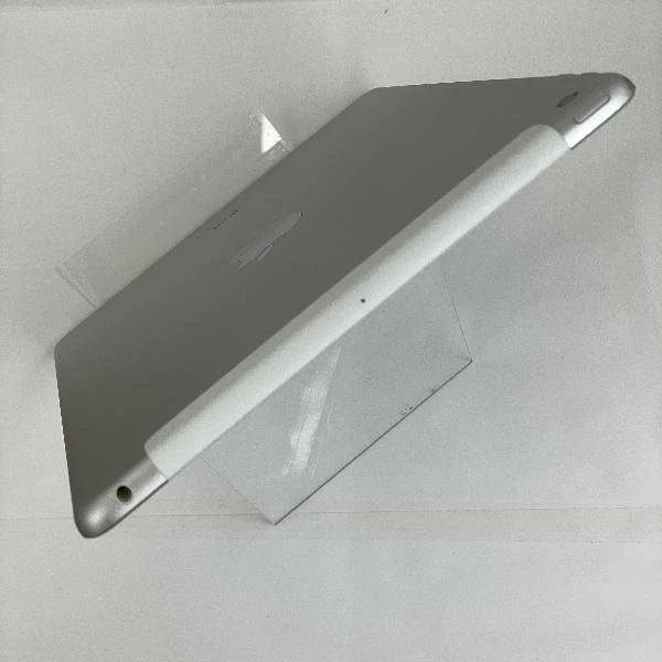 iPad 第5世代 au版SIMフリー 32GB MP1L2J/A A1823 極美品