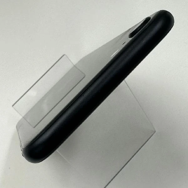 iPhoneSE 第2世代 docomo版SIMフリー 64GB MX9R2J/A A2296 ブラック