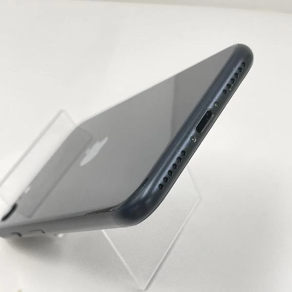 iPhoneSE 第3世代 SoftBank版SIMフリー 64GB NTAW2J/A A2098 新品同様