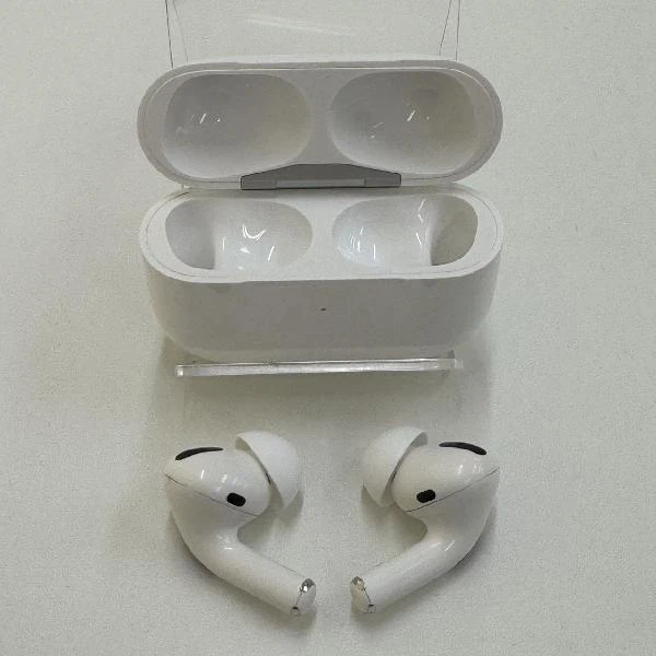 AirPods Pro  MWP22J/A ホワイト