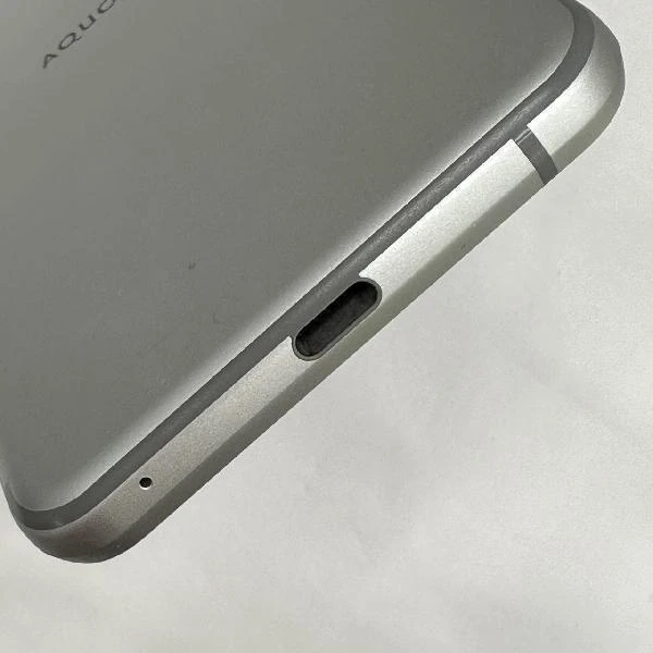 AQUOS sense3 basic 907SH SoftBank 32GB SIMロック解除済 美品