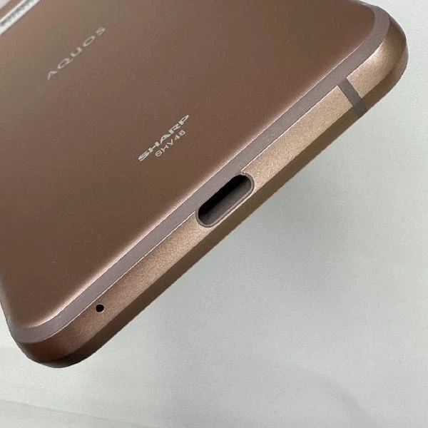 AQUOS sense3 basic SHV48 au 32GB SIMロック解除済 極美品 ライトカッパー