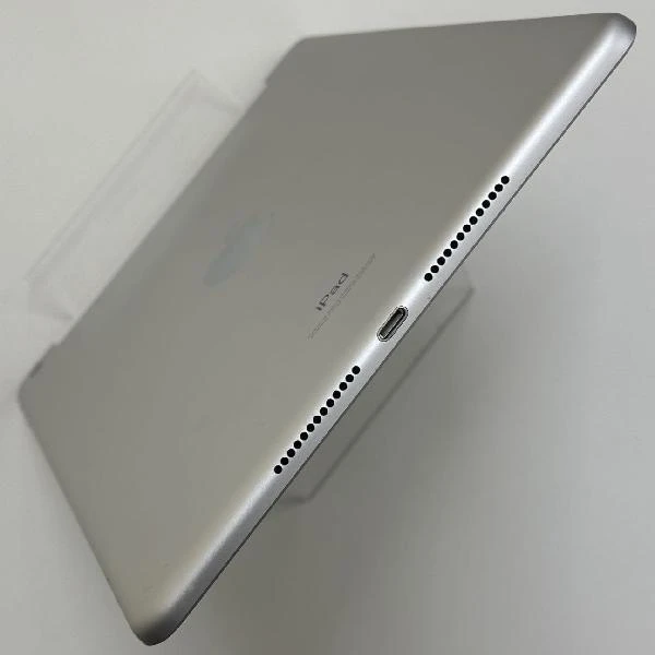 iPad 第7世代 au版SIMフリー 32GB NW6C2J/A A2198 美品