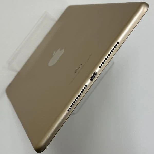 iPad 第5世代 Wi-Fiモデル 32GB FPGT2J/A A1822 極美品