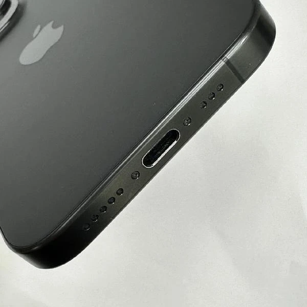 iPhone15 Pro Apple版SIMフリー 256GB MTUC3J/A A3101 美品 No 商品カラー