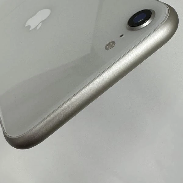 iPhoneSE 第3世代 SoftBank版SIMフリー 64GB MMYD3J/A 極美品