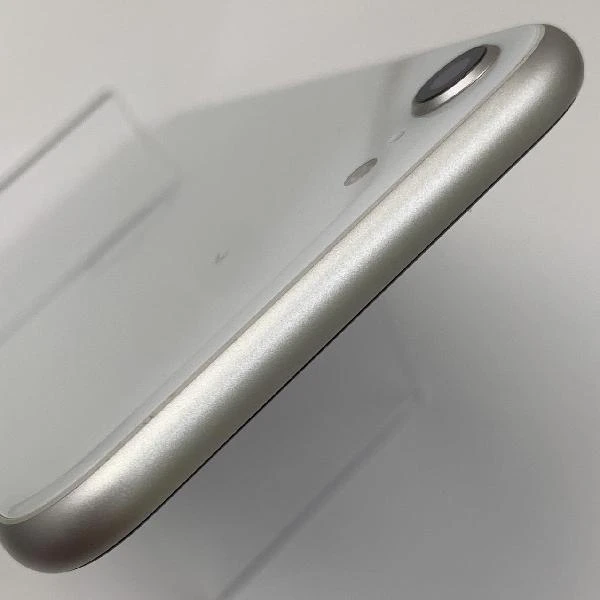 iPhoneSE 第3世代 au版SIMフリー 128GB MMYG3J/A A2782 極美品