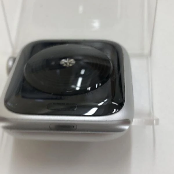 Apple Watch SE GPS + Cellularモデル  MKRY3J/A