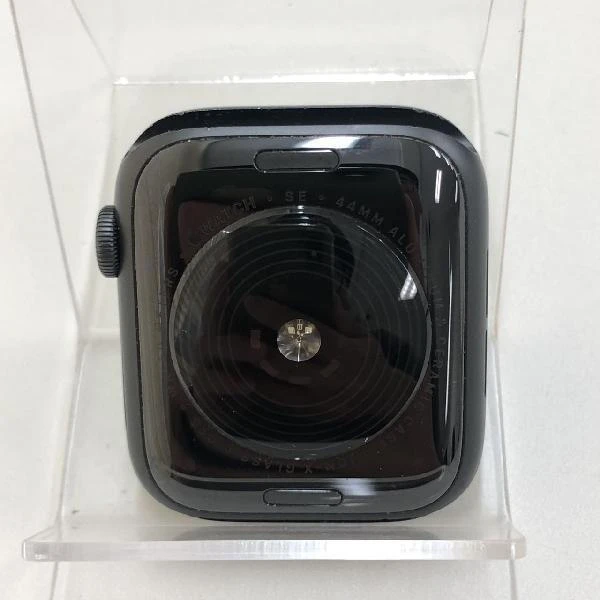 Apple Watch SE GPSモデル  MKQ63J/A A2352