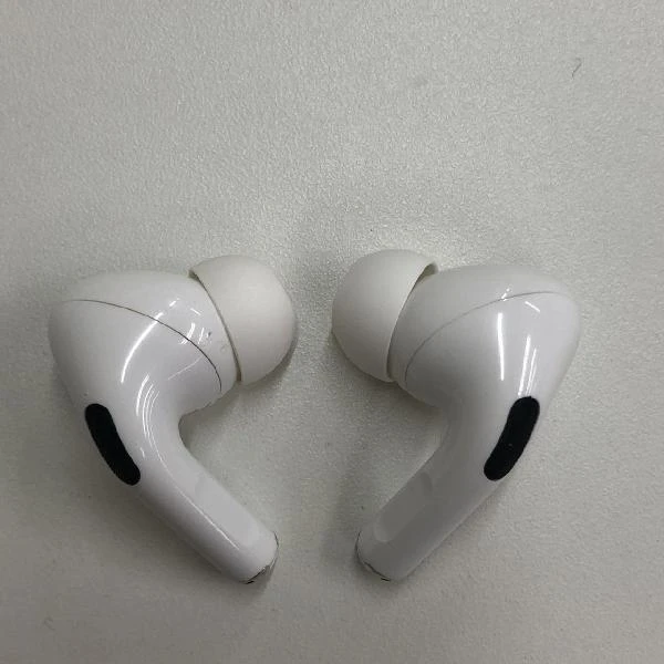 AirPods Pro MagSafe対応  MLWK3J/A ホワイト
