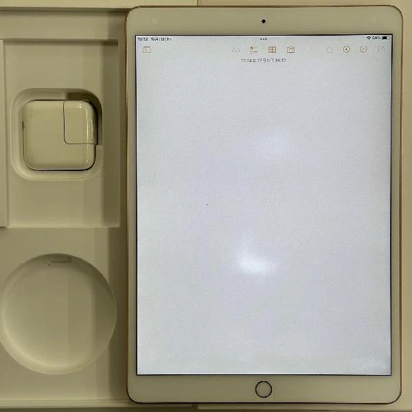 iPad Air 第3世代 Wi-Fiモデル 64GB MUUL2J/A 訳あり品 ゴールド