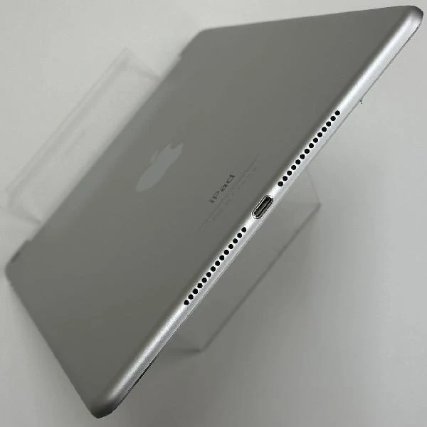 iPad Air 第2世代 docomo 64GB MGHY2J/A A1567 美品 シルバー