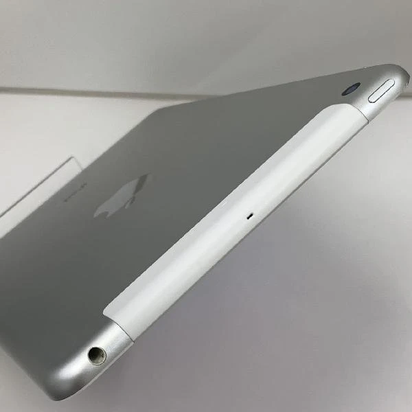 iPad mini 第3世代 au 64GB MGJ12J/A A1600 極美品 シルバー