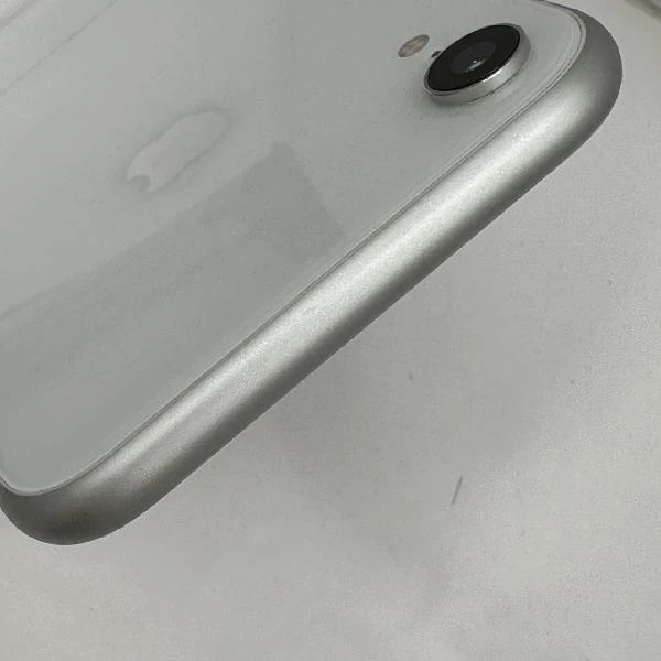 iPhoneXR 256GB ホワイト NT1J2ZA/A 海外版SIMフリー 美品