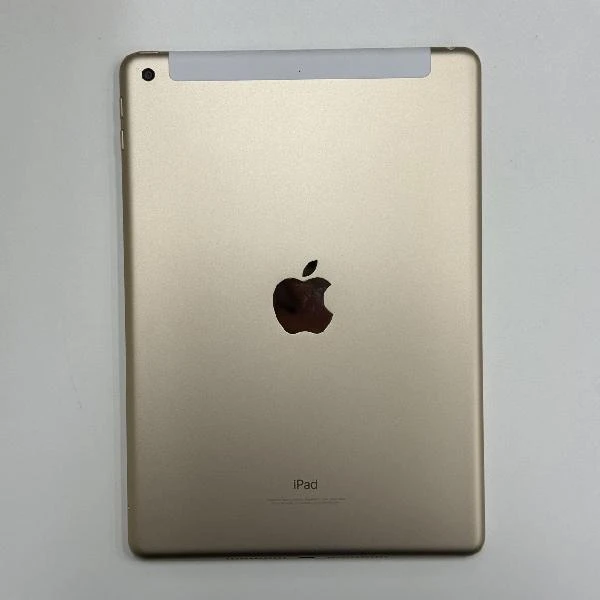 iPad 第5世代 docomo版SIMフリー 32GB MPG42J/A 訳あり品