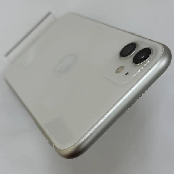iPhone11 docomo版SIMフリー 256GB MHDQ3J/A A2221 ホワイト