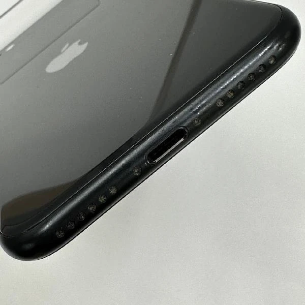 iPhoneSE 第2世代 docomo版SIMフリー 128GB MHGT3J/A A2296 ブラック