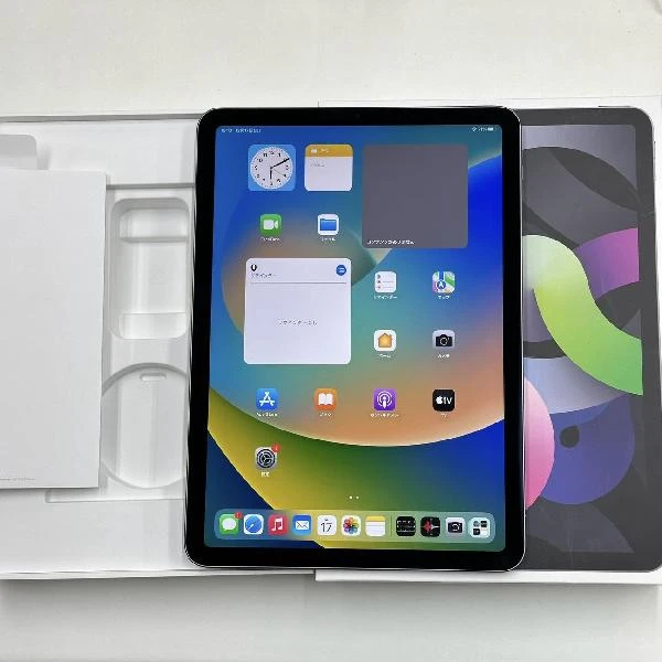 iPad Air 第4世代 Wi-Fiモデル 64GB MYFM2J/A A2316 美品 スペースグレイ