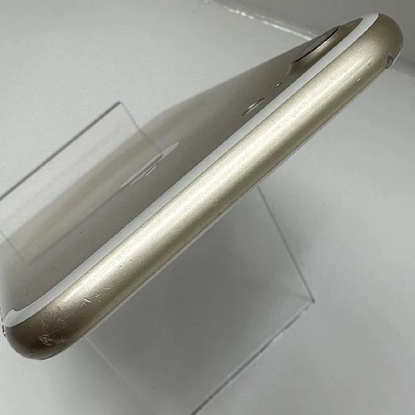 iPhone7 au版SIMフリー 256GB MNCT2J/A A1779 ゴールド