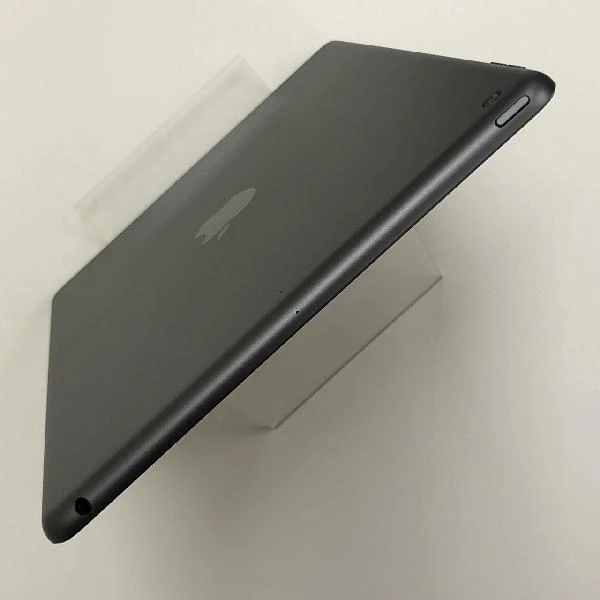 iPad 第9世代 Wi-Fiモデル 64GB MK2K3J/A A2602 極美品