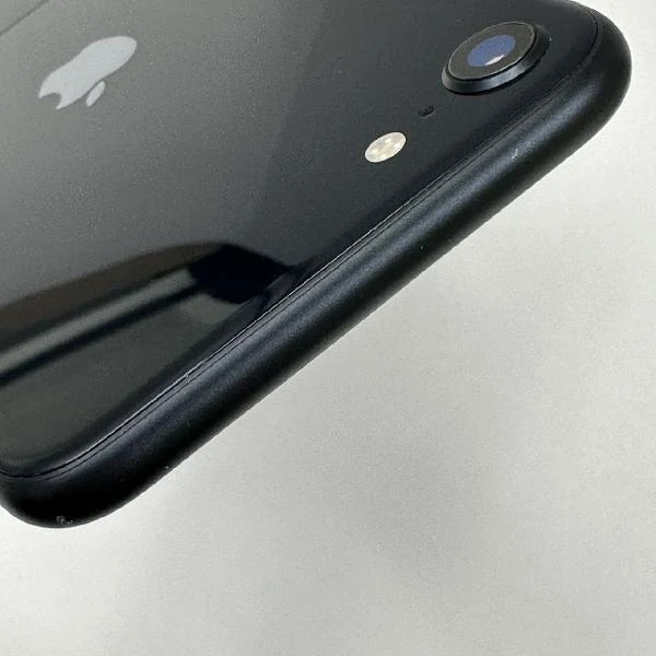 iPhoneSE 第3世代 Apple版SIMフリー 64GB MMYC3J/A 極美品