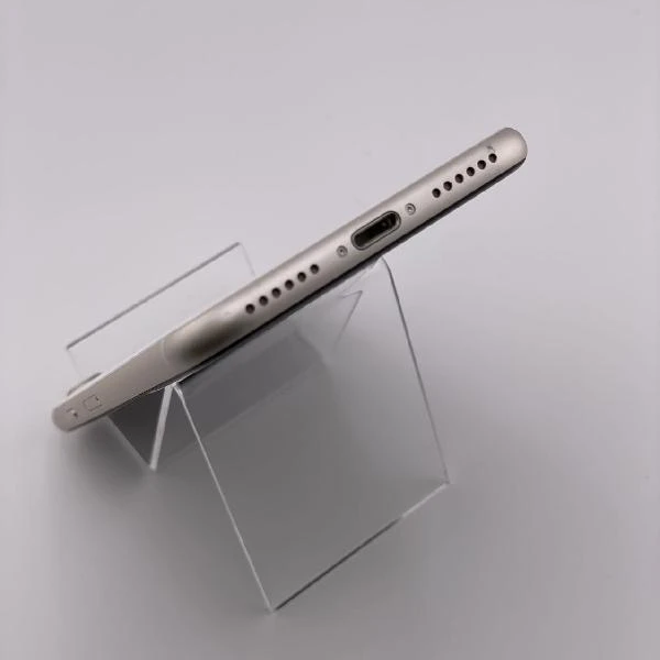 iPhoneSE 第3世代 SoftBank版SIMフリー 64GB MMYD3J/A 美品