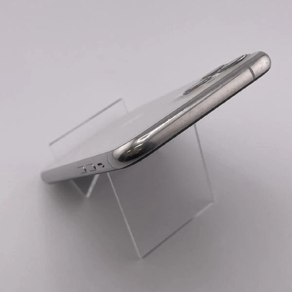 iPhone11 Pro au版SIMフリー 64GB MWC32J/A A2215