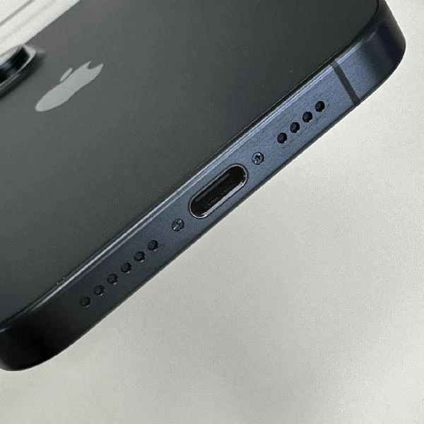 iPhone15 Pro Max Apple版SIMフリー 256GB MU6T3J/A A3105 極美品 No 商品カラー