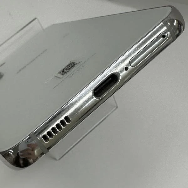 Galaxy S22 SC-51C docomo 256GB SIMロック解除済 美品