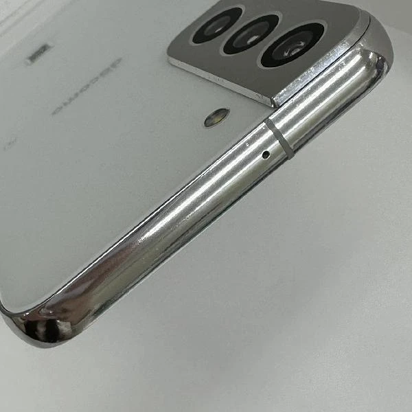 Galaxy S22 SC-51C docomo 256GB SIMロック解除済 美品