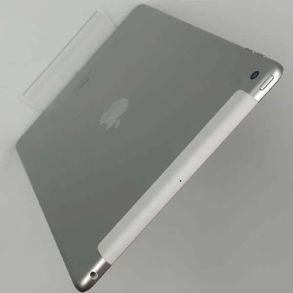 iPad 第9世代 SoftBank版SIMフリー 64GB MK493J/A A2604 極美品