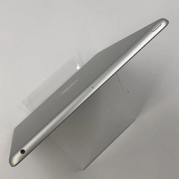 iPad 第9世代 Wi-Fiモデル 64GB MK2L3J/A A2602 極美品