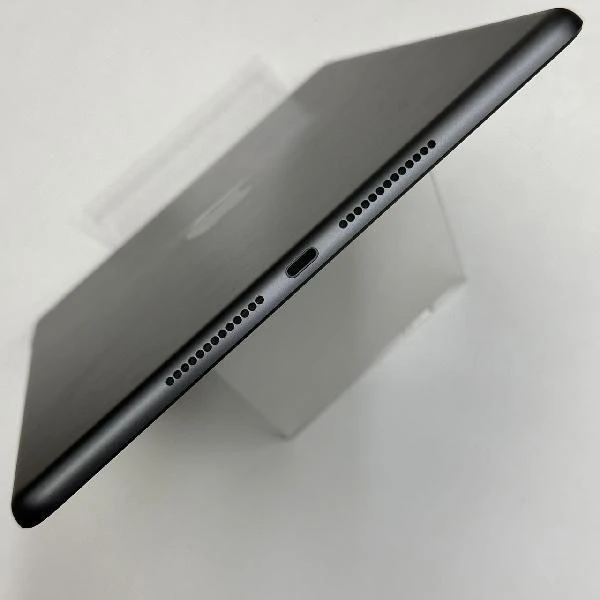 iPad 第7世代 Wi-Fiモデル 32GB 3F835J/A A2197