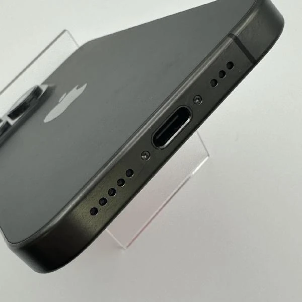 iPhone15 Pro Apple版SIMフリー 512GB MTUH3J/A A3101 新品未使用 ブラックチタニウム