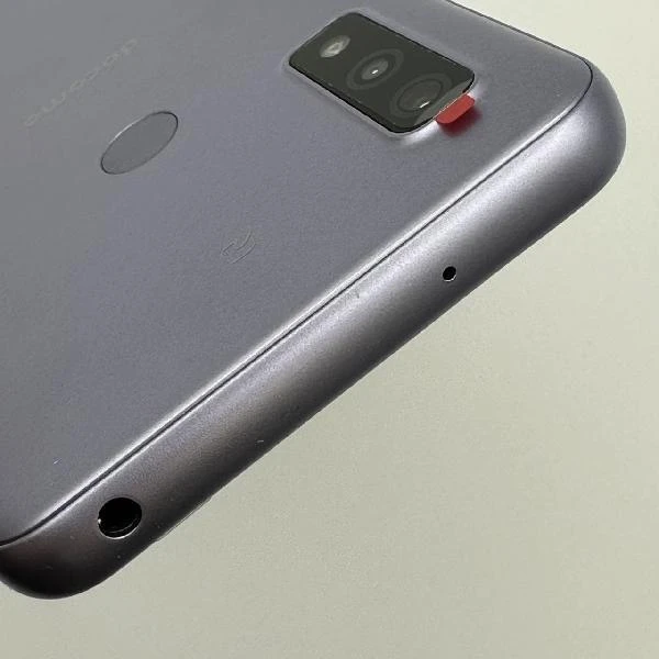 arrows We F-51B docomo 64GB SIMロック解除済 開封未使用品