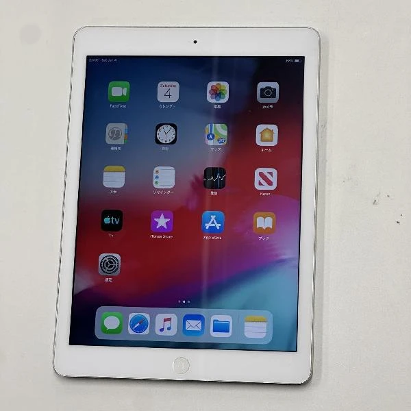 iPad Air 第1世代 Wi-Fiモデル 64GB MD790J/A A1474 シルバー