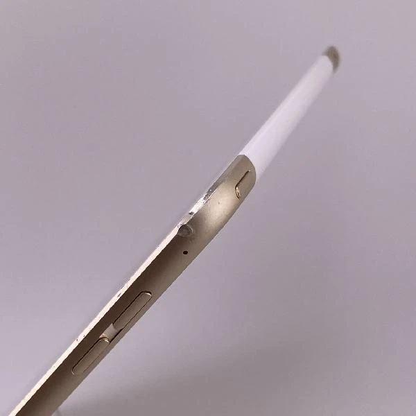 iPad mini 第4世代 docomo 16GB MK712J/A A1550 訳あり品 ゴールド