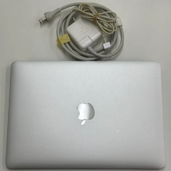 MacBook Air 13インチ Early 2015  1.6GHz Core i5 8GB 128GB A1466 シルバー