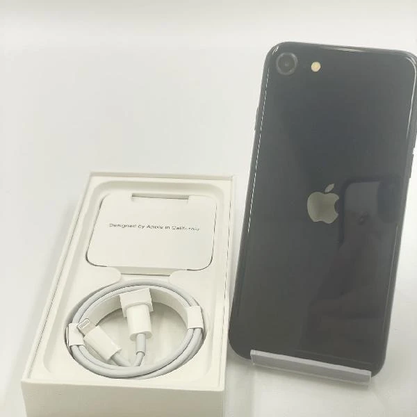 iPhoneSE 第3世代 docomo版SIMフリー 64GB MMYC3J/A A2782