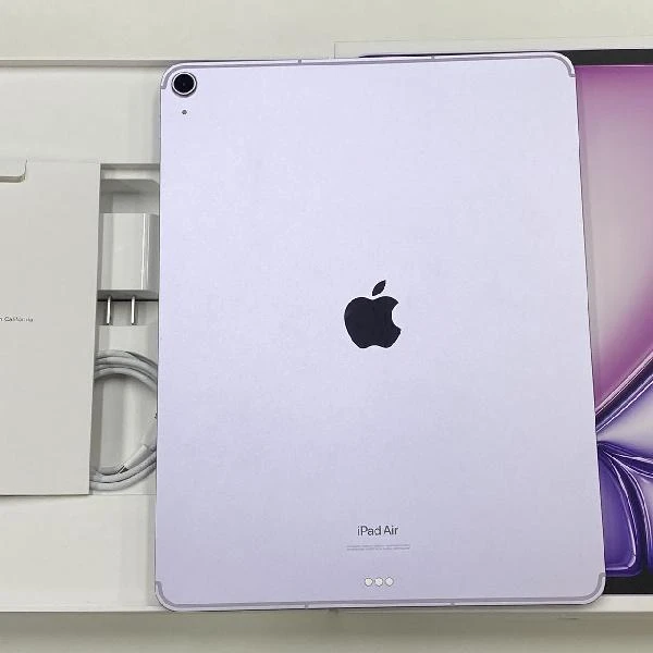 iPad Air 第6世代 13インチ docomo版SIMフリー 128GB MV6U3J/A A2899 新品同様