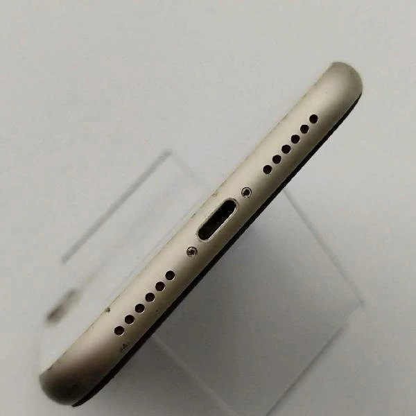 iPhone11 Apple版SIMフリー 128GB MHDJ3J/A A2221 ホワイト