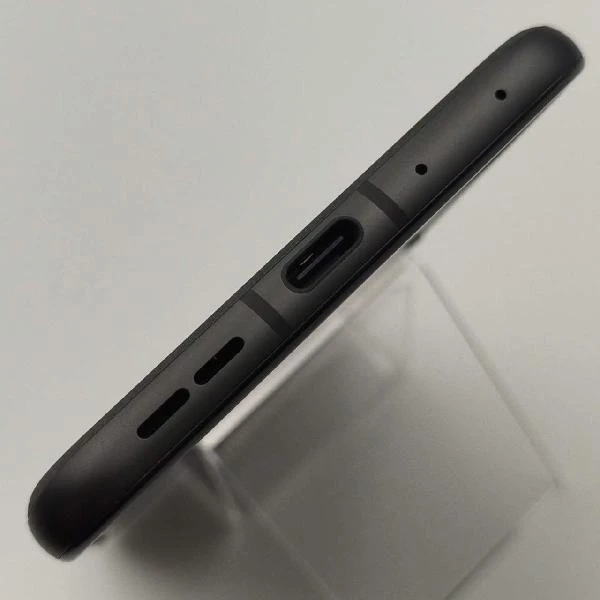 motorola razr 50s SoftBank 256GB SoftBank版フリー MOSAJ1 極美品 コアラグレイ