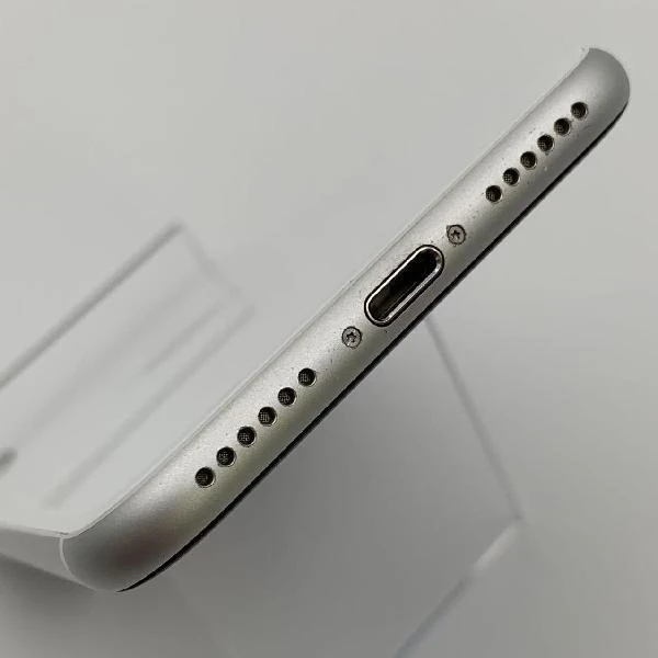 iPhoneSE 第2世代 au版SIMフリー 256GB MXVU2J/A A2296 ホワイト