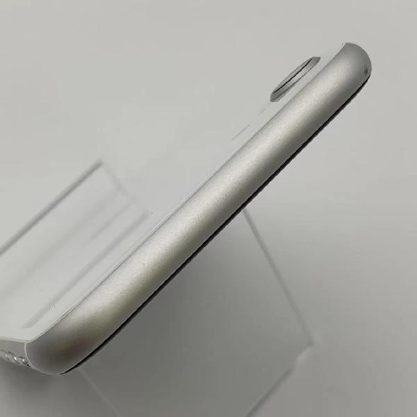 iPhoneSE 第2世代 au版SIMフリー 256GB MXVU2J/A A2296 ホワイト