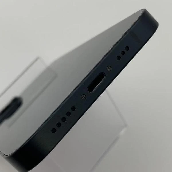 iPhone14 docomo版SIMフリー 128GB MPUD3J/A A2881　新品未使用