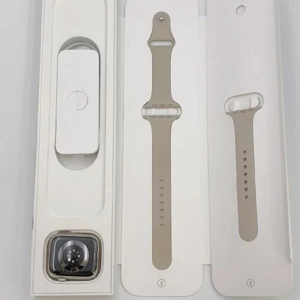 Apple Watch Series 7 GPSモデル  MKN63J/A A2474 美品