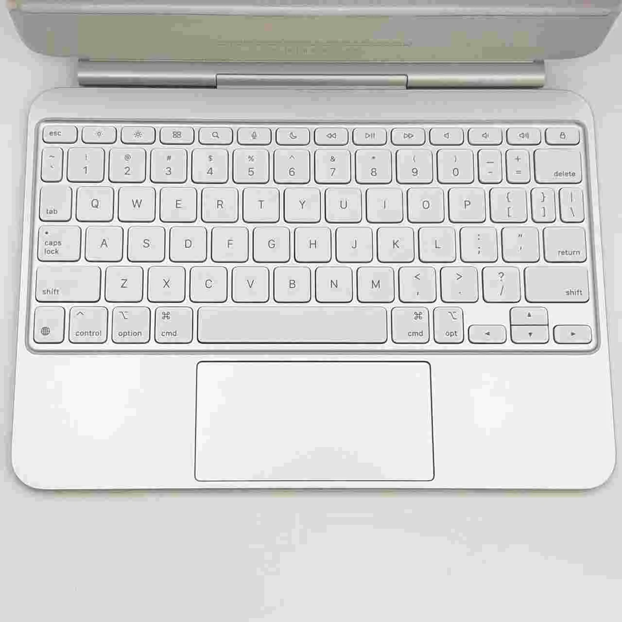 Apple Magic Keyboard iPad Pro 11インチ(第5世代)用 ホワイト　MWR03LL/A 英語（US）