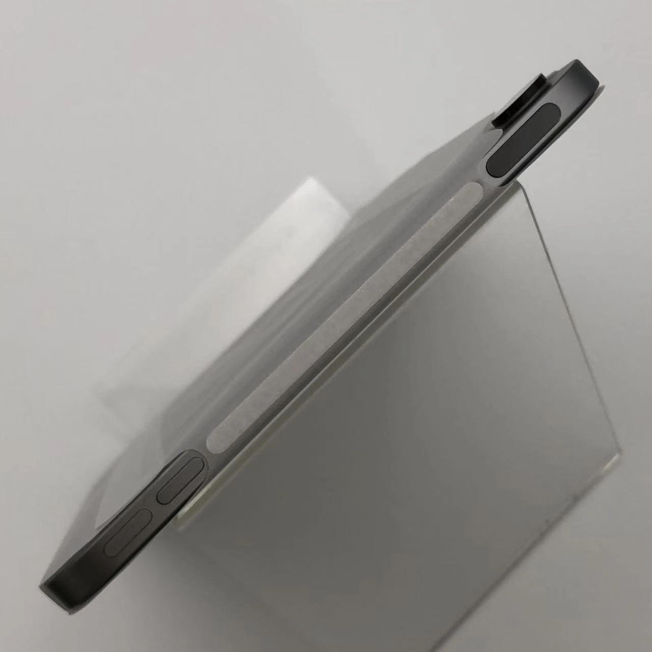 iPad mini 第7世代 (A17 Pro) Wi-Fiモデル 128GB スペースグレイ MXN63J/A