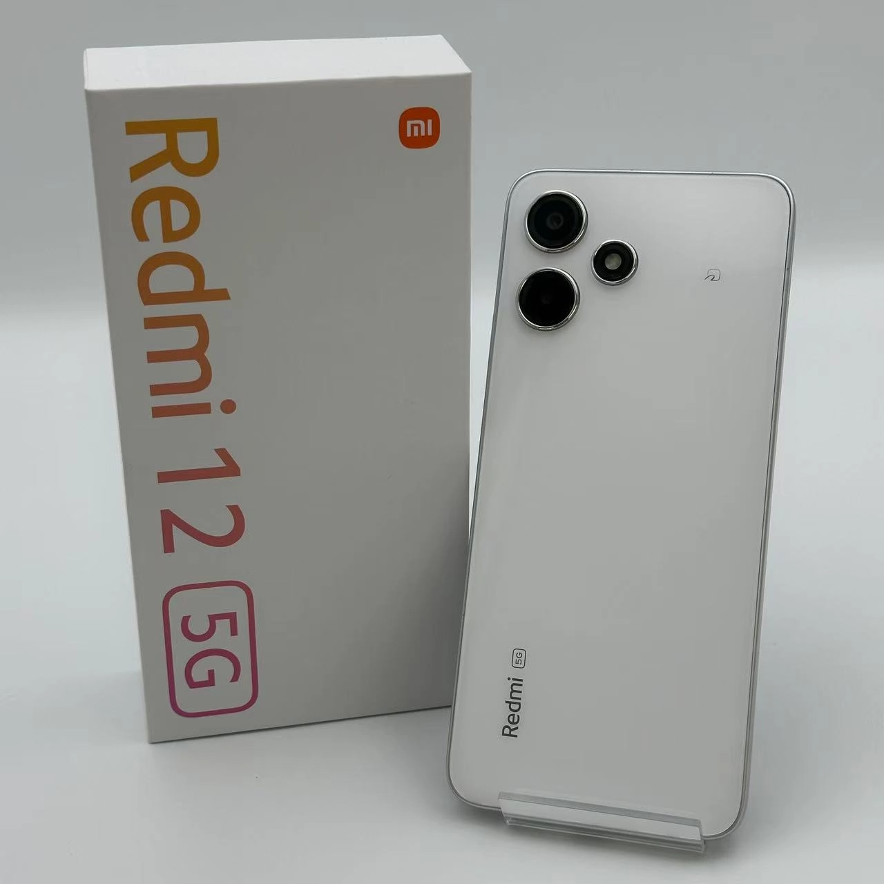 Xiaomi Redmi 12 5G 4GB/128GB ムーンライトホワイト A401XM SoftBank