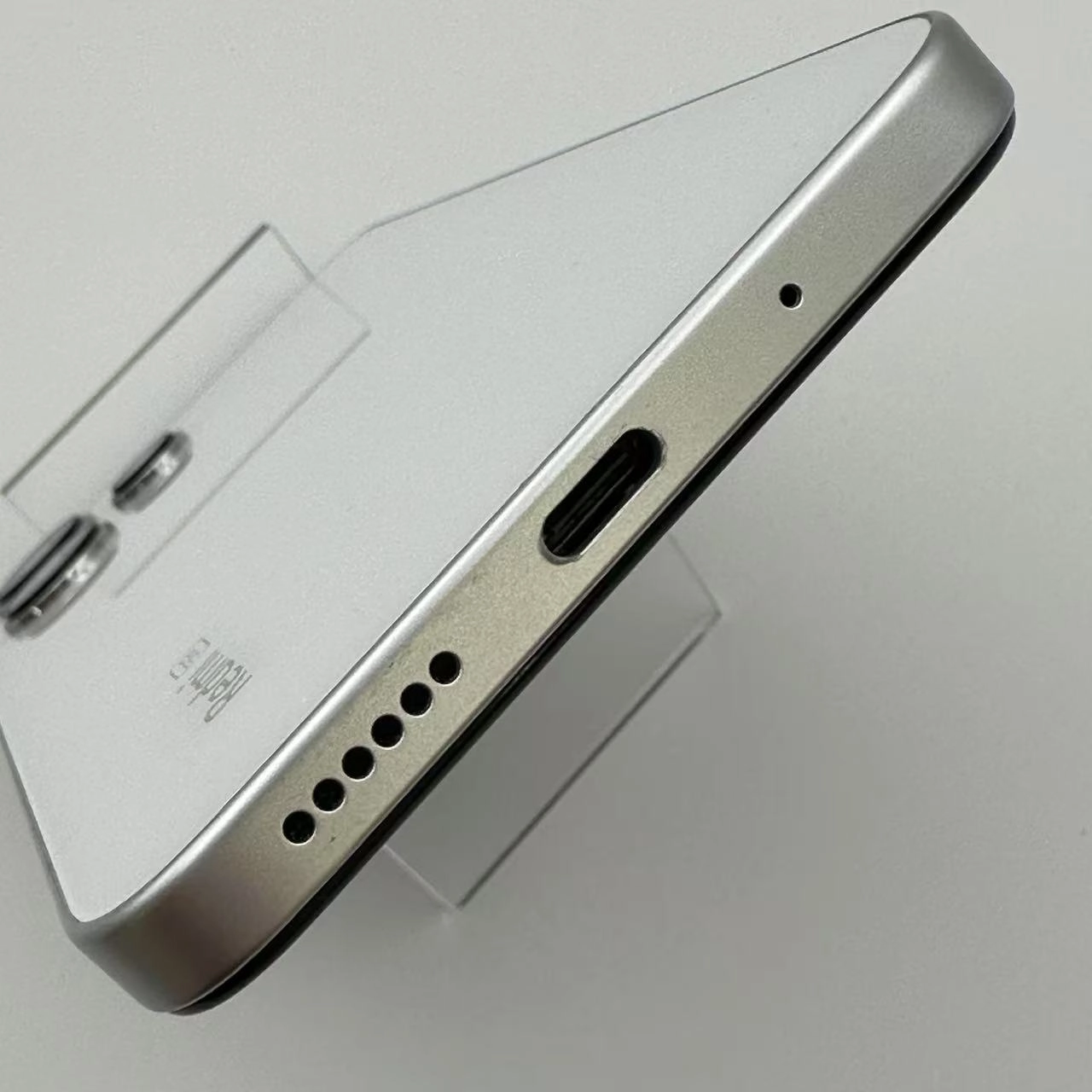 Xiaomi Redmi 12 5G 4GB/128GB ムーンライトホワイト A401XM SoftBank